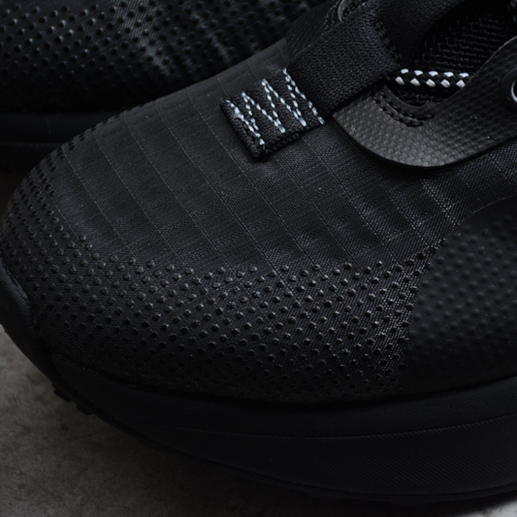 Tênis Runner Malha Preto Solado Air