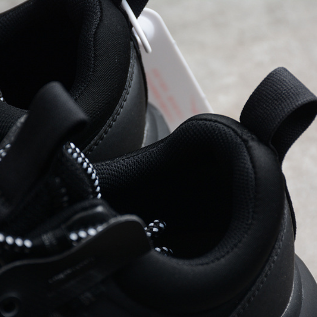 Tênis Runner Malha Preto Solado Air