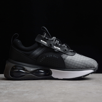 Tênis Runner Malha Preto Cinza e Branco