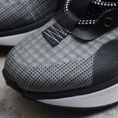 Tênis Runner Malha Preto Cinza e Branco