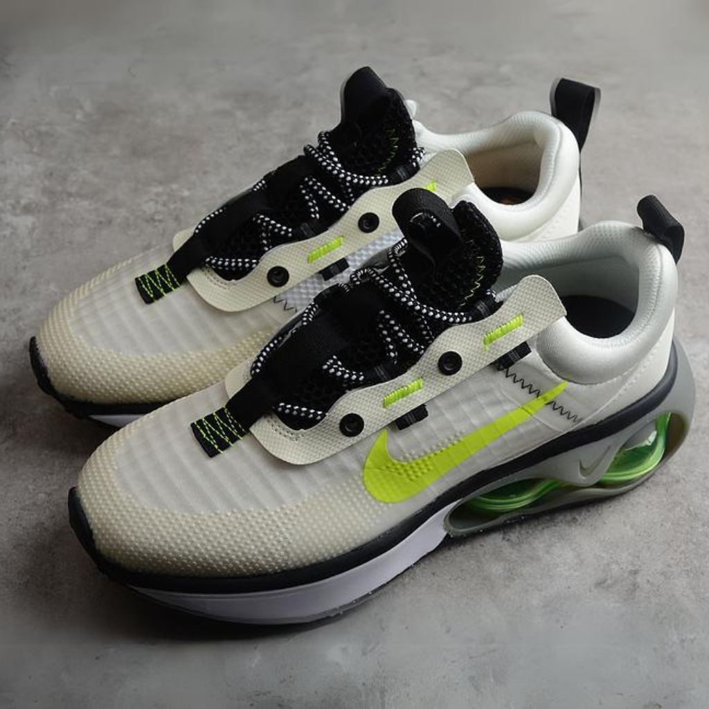 Tênis Runner Malha Branco com Detalhe Neon Amarelo