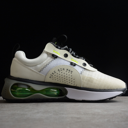 Tênis Runner Malha Branco com Detalhe Neon Amarelo