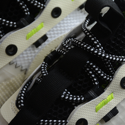Tênis Runner Malha Branco com Detalhe Neon Amarelo