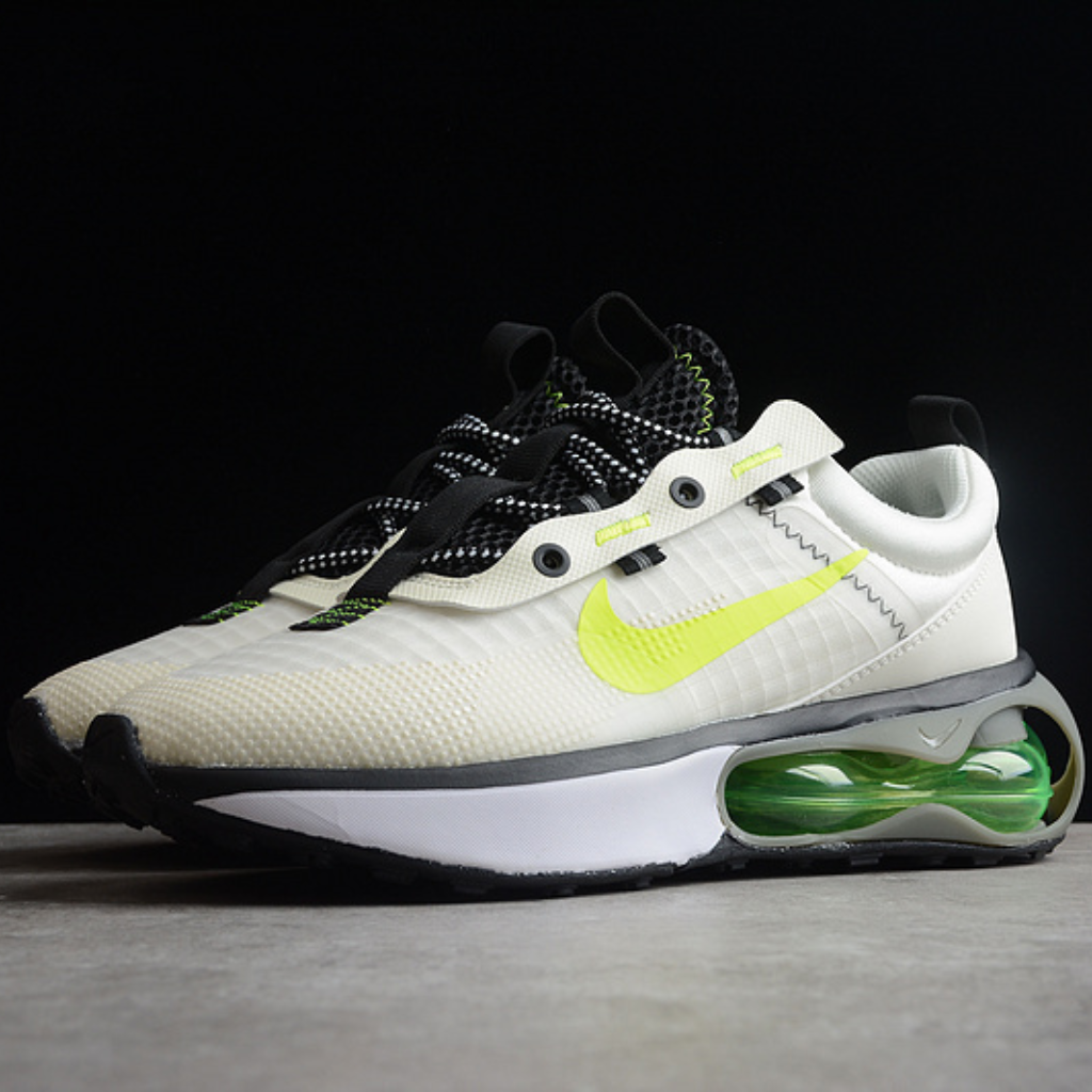 Tênis Runner Malha Branco com Detalhe Neon Amarelo