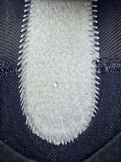 Tênis Runner Malha Branco Detalhes Coloridos Solado Air