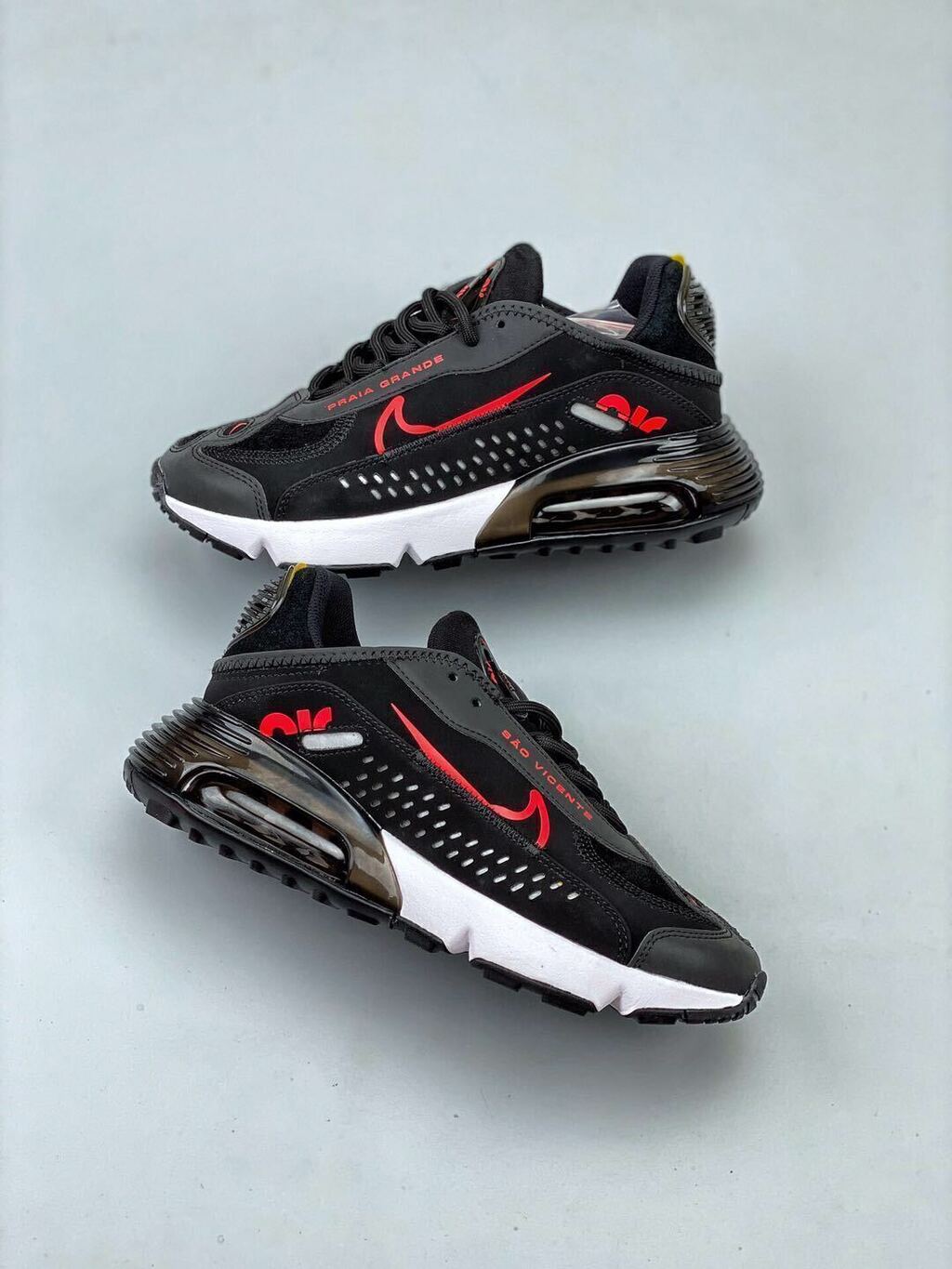 Tênis Runner Malha Branco Detalhes Coloridos Solado Air