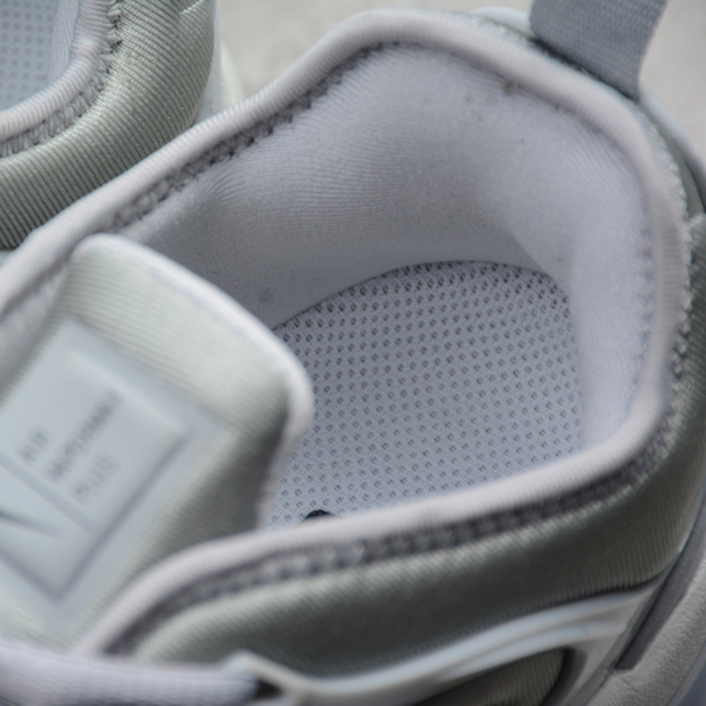 Tênis Runner Malha Cinza Detalhe Escuro