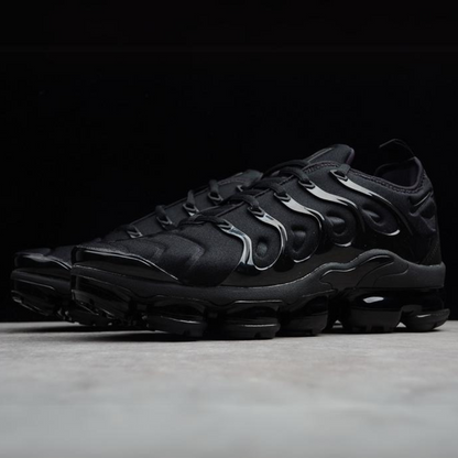 Tênis Runner Malha Preto Solado Volumizado