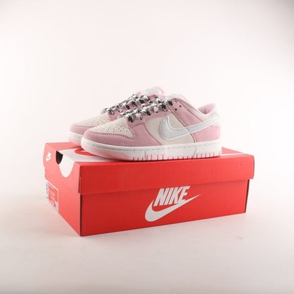 Tênis Cano Baixo Couro Rosa Pastel Detalhe Branco
