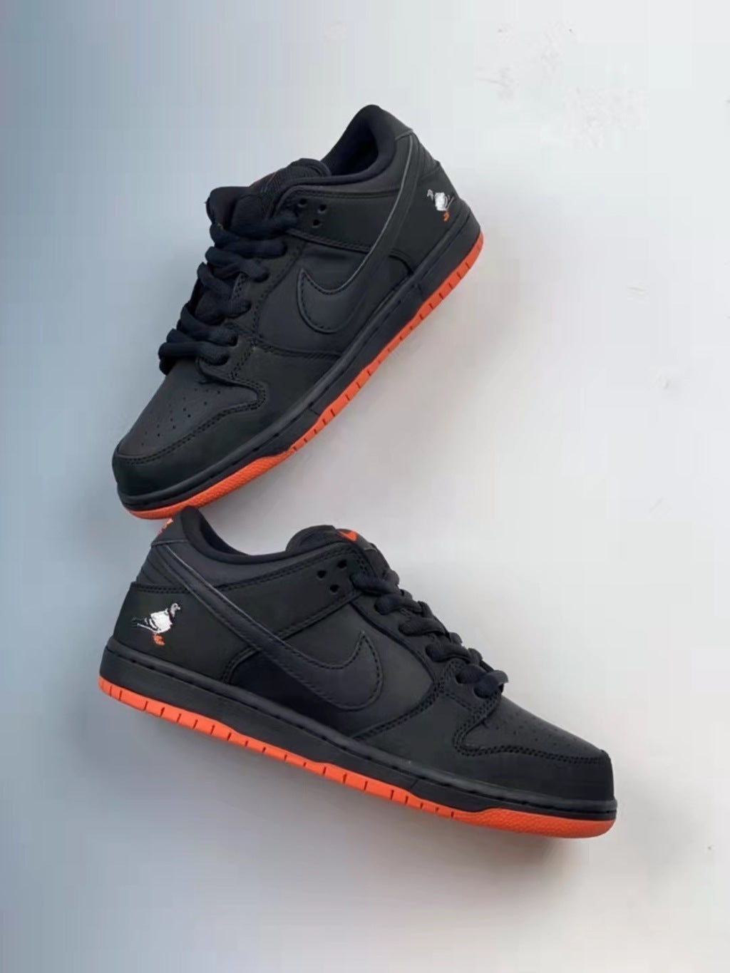 Tênis Cano Baixo Skate Couro Preto Detalhes Contrastantes