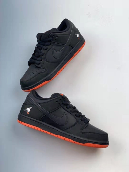 Tênis Cano Baixo Skate Couro Preto Detalhes Contrastantes