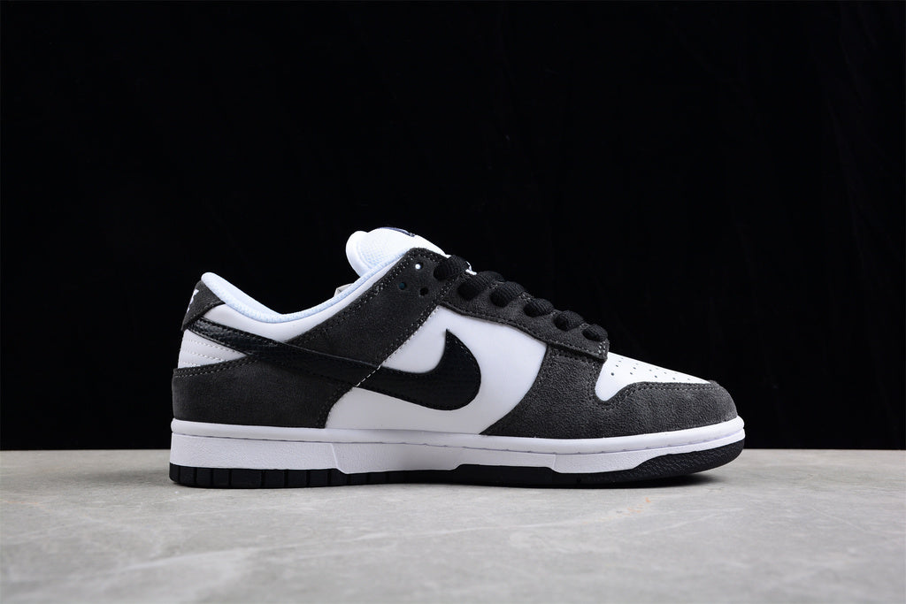 Tênis Cano Baixo Couro Preto e Branco
