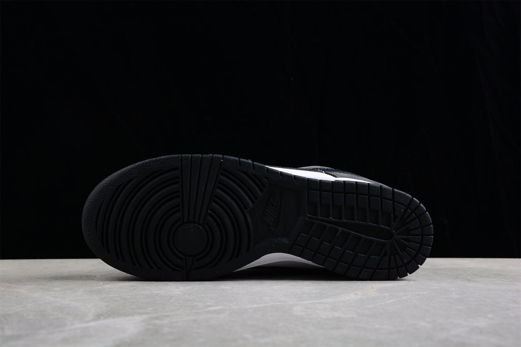 Tênis Skate Couro Cano Baixo Preto Branco