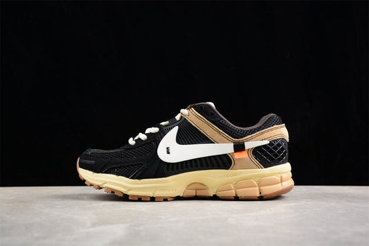 Tênis Runner Malha Branco Detalhe Preto e Amarelo