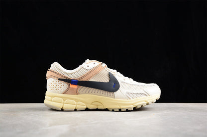 Tênis Runner Malha Branco Cinza Detalhe Amarelo