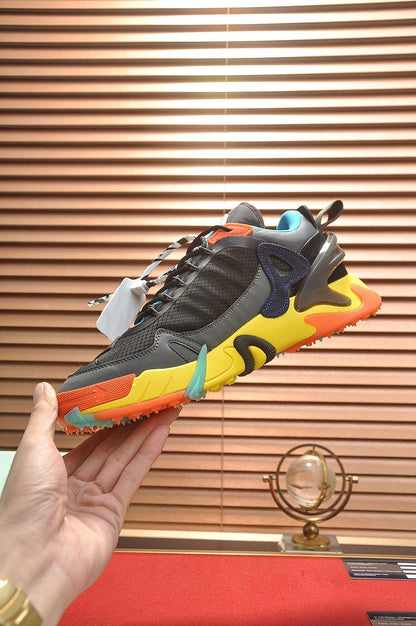 Tênis Runner Malha Multicolor Detalhe Listrado