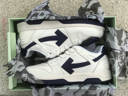 Tênis Couro Branco Detalhe Azul Escuro