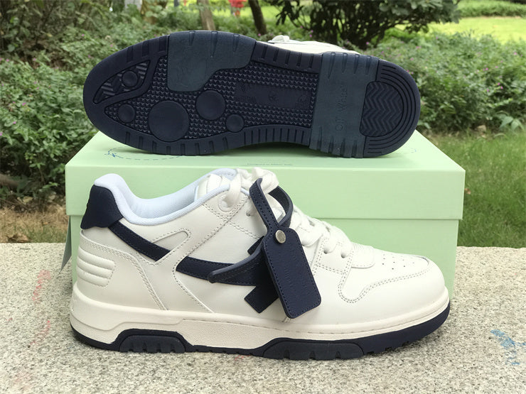 Tênis Couro Branco Detalhe Azul Escuro