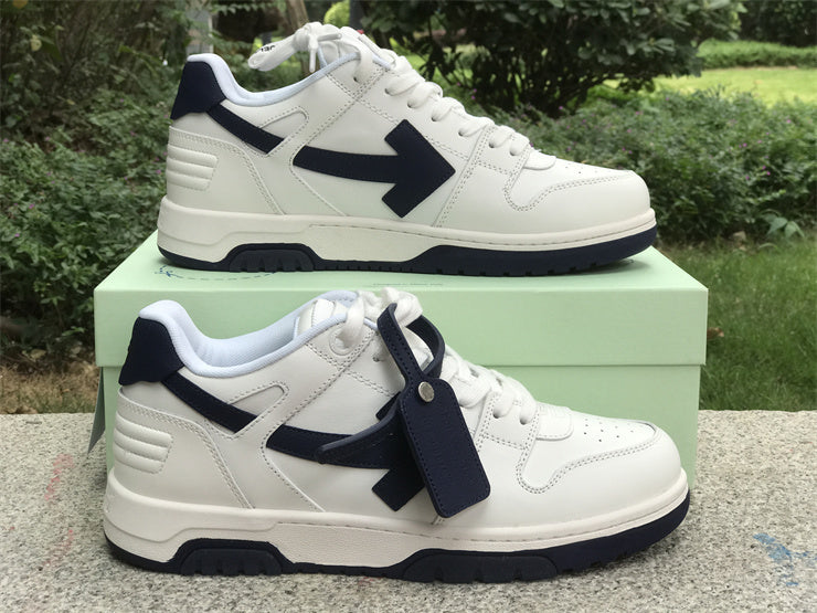 Tênis Couro Branco Detalhe Azul Escuro