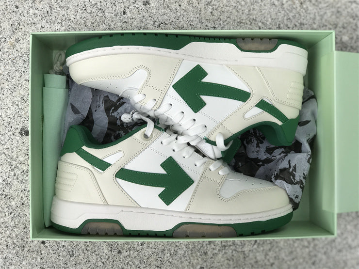 Tênis Couro Branco com Detalhe Verde Listra Lateral