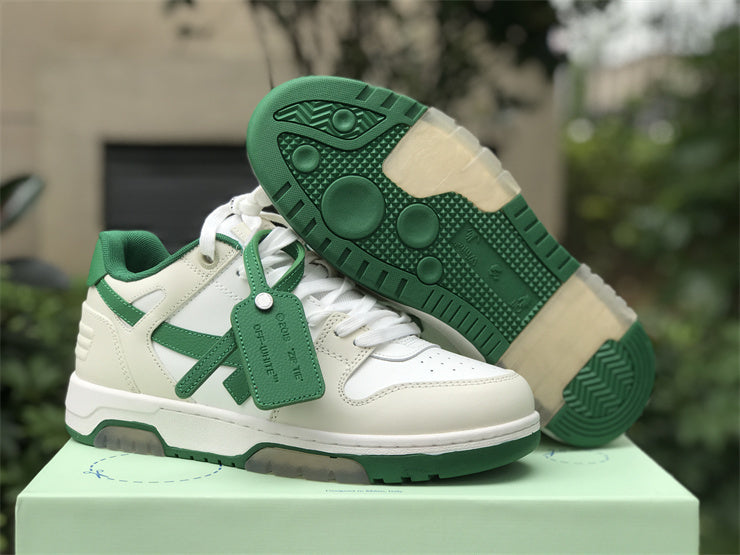 Tênis Couro Branco com Detalhe Verde Listra Lateral