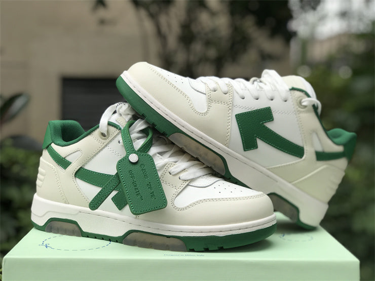 Tênis Couro Branco com Detalhe Verde Listra Lateral