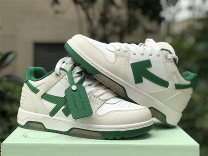 Tênis Couro Branco com Detalhe Verde Listra Lateral
