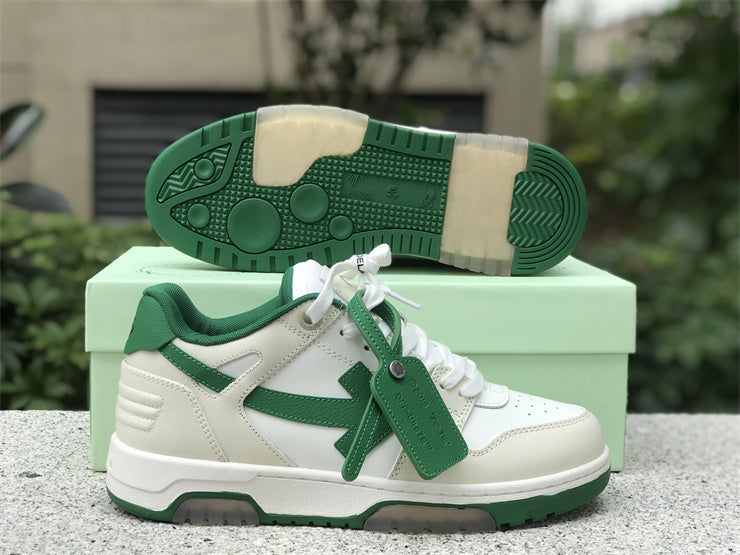 Tênis Couro Branco com Detalhe Verde Listra Lateral