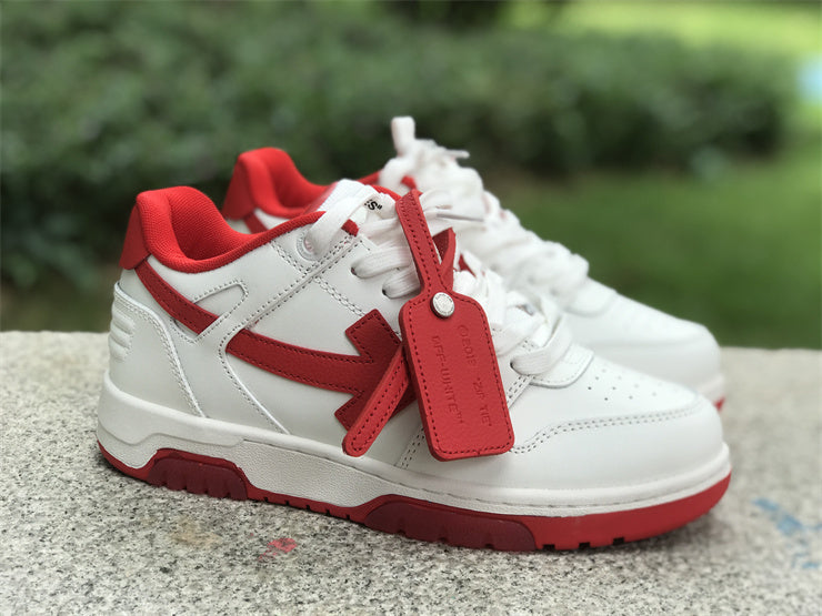 Tênis Couro Branco Detalhe Vermelho Listrado