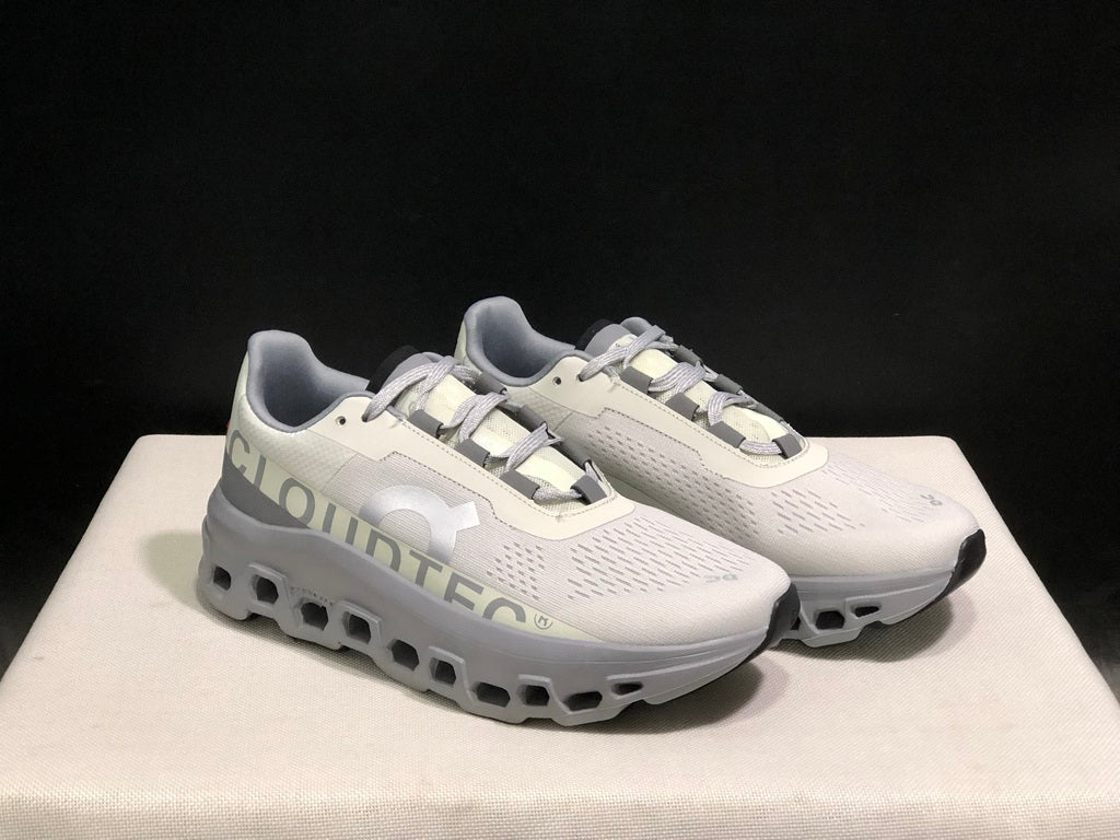 Tênis Runner Malha Branca Detalhe Cinza Solado Volumoso