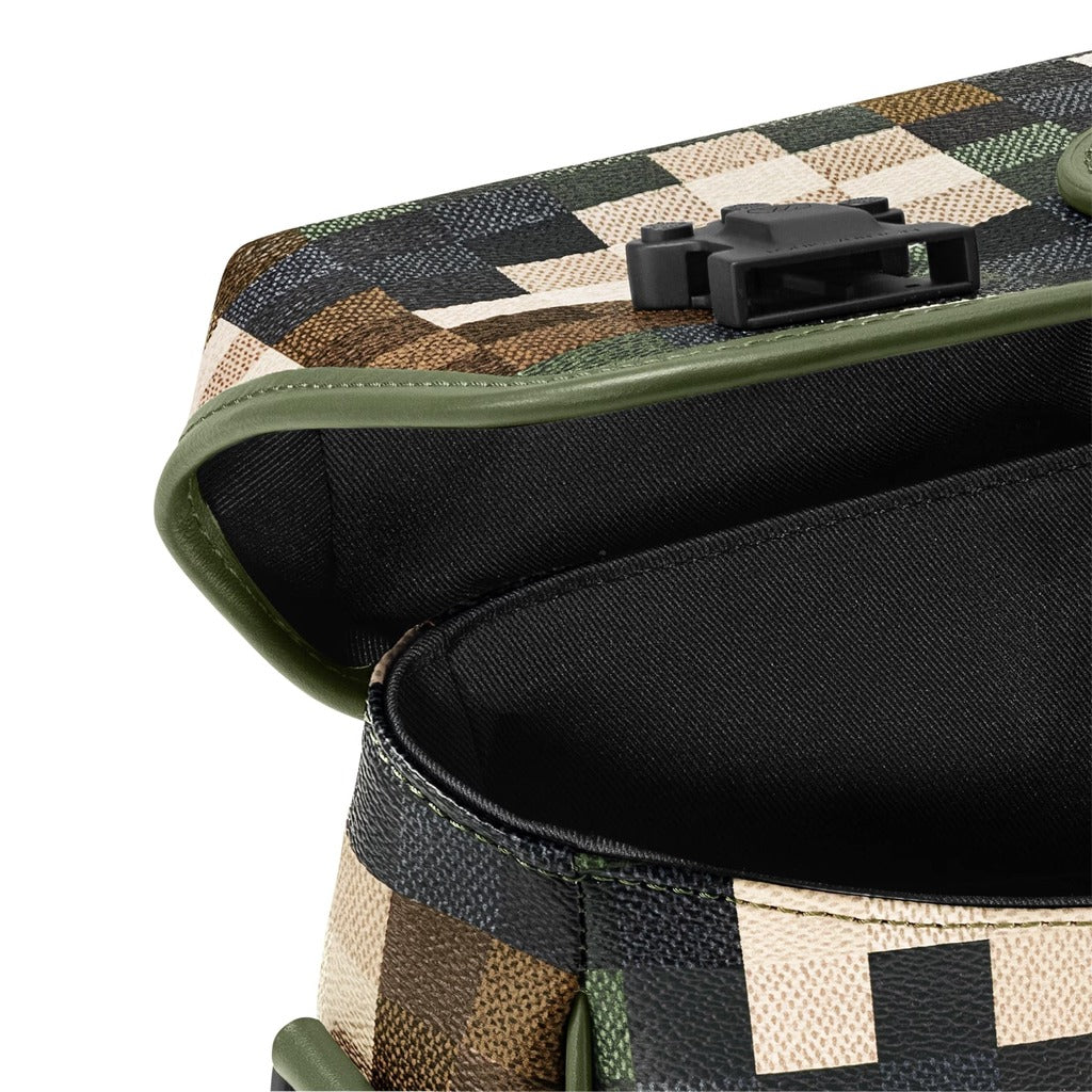 Bolsa Padrão Xadrez Camuflagem Logomania