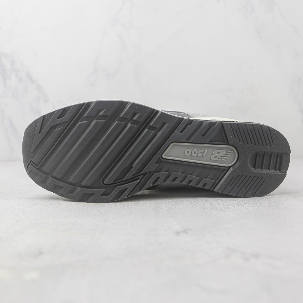 Tênis Runner Malha Cinza Detalhe Vazado