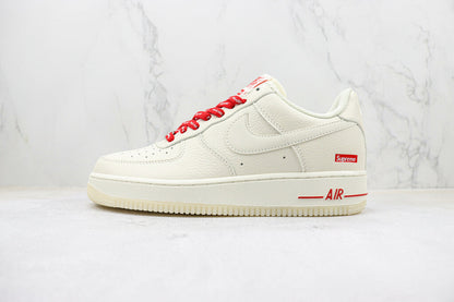 Tênis Couro Cano Baixo Branco com Detalhe Vermelho