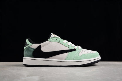 Tênis Cano Baixo Couro Verde Branco e Preto