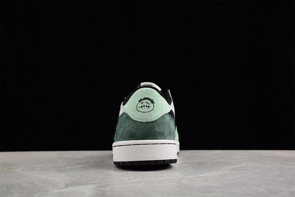 Tênis Cano Baixo Couro Verde Branco e Preto