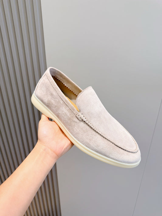Loro Piana Summer Walk Masculino na cor Cinza Gelo, detalhe 3
