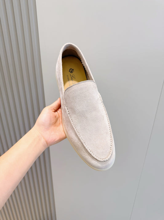 Loro Piana Summer Walk Masculino na cor Cinza Gelo, detalhe 8